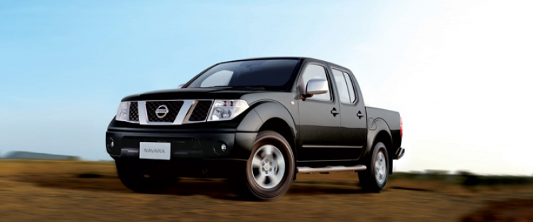 Quạt điều hoà và hộp số xe Nissan Navara