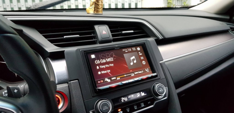 Nên chọn Honda Civic 1.8E mới hay mua xe lướt bản full ? Nên chọn Honda Civic 1.8E mới hay mua xe lướt bản full ?
