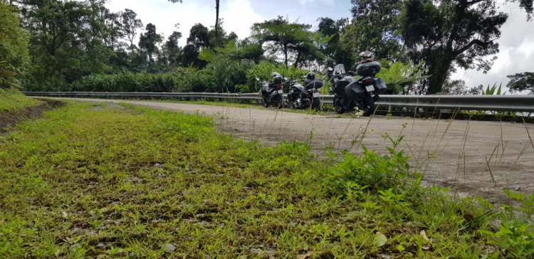 Đằng sau tay lái - ấn tượng những cung đường đẹp ở Việt Nam Đằng sau tay lái - ấn tượng những cung đường đẹp ở Việt Nam