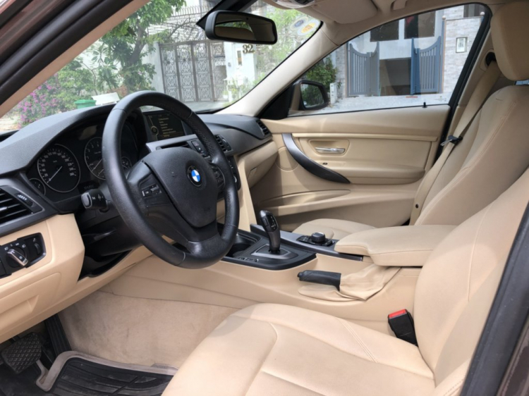 BMW 320i. Xe sang giá mềm