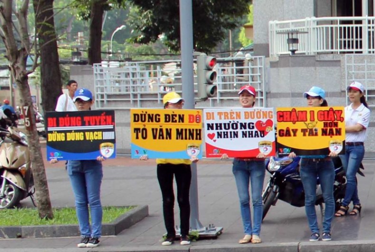 Bàn về văn hoá giao thông xe 2 bánh.