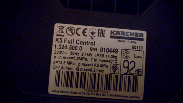 Con Karcher K5 quá ồn?