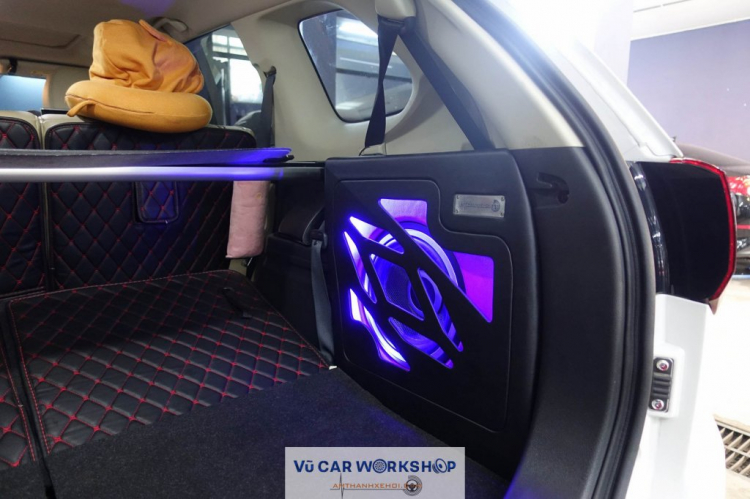 Nâng cấp âm thanh cho xe Mitsubishi Outlander Nâng cấp âm thanh cho xe Mitsubishi Outlander