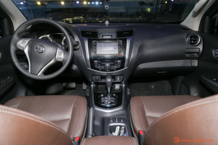 Nissan Terra bán ra tại Việt Nam với 3 phiên bản; giá từ 988 triệu đến 1,226 tỷ