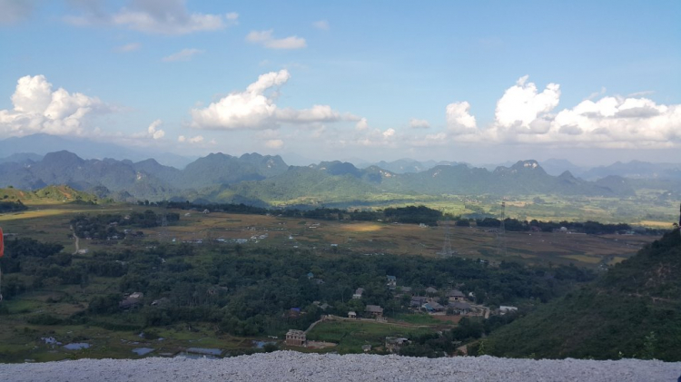 Đằng sau tay lái - ấn tượng những cung đường đẹp ở Việt Nam Đằng sau tay lái - ấn tượng những cung đường đẹp ở Việt Nam