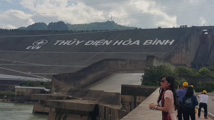 Đằng sau tay lái - ấn tượng những cung đường đẹp ở Việt Nam Đằng sau tay lái - ấn tượng những cung đường đẹp ở Việt Nam