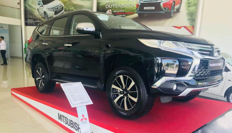 Mitsubishi All-New Pajero Sport phiên bản máy dầu số sàn sắp ra mắt; giao xe trước Tết