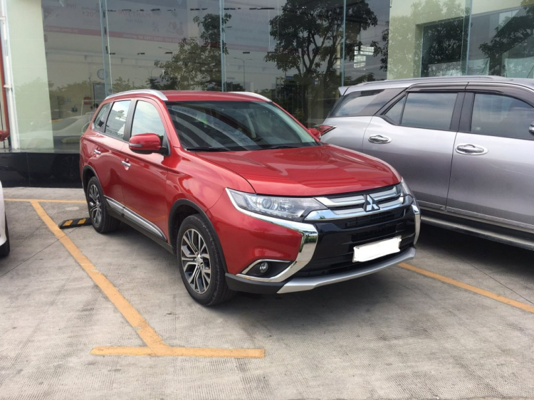 Sorento và Outlander Sorento và Outlander