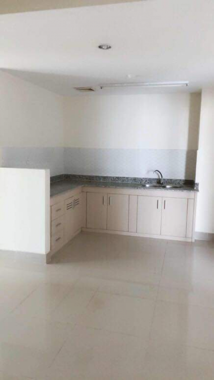 Bán căn hộ 2 phòng ngủ, diện tích trên 61,5m2,  đường Phan Chu Trinh , Bình Thạnh, giá chỉ  1 tỷ 950