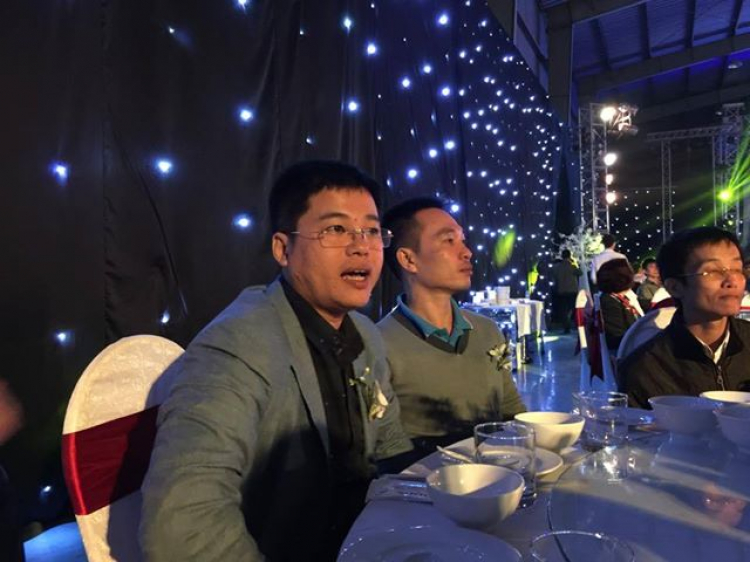 Lộ diện...! Lộ diện...!