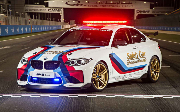 BMW tung video khoe dàn xe safety car tại MotoGP