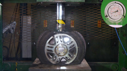 Alloy vs steel rims (1 of 4).jpg