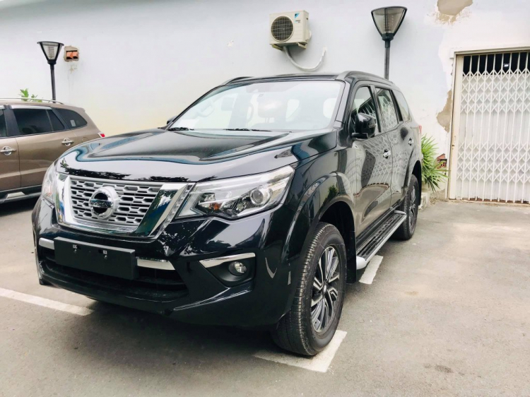 Nissan Terra bán ra tại Việt Nam với 3 phiên bản; giá từ 988 triệu đến 1,226 tỷ