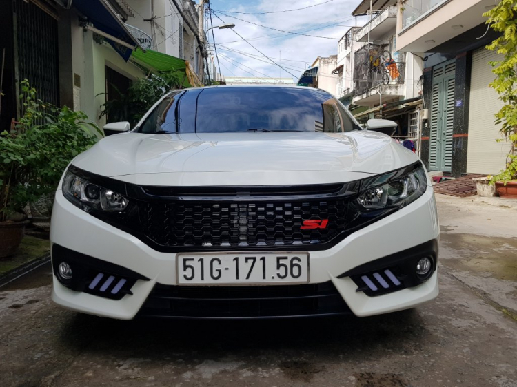 Chia sẻ kinh nghiệm mua và sử dụng xe Honda Civic 1.8E 2018