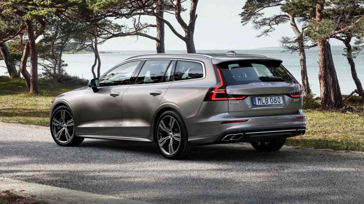 Volvo sẽ trang bị camera trong xe để theo dõi người lái