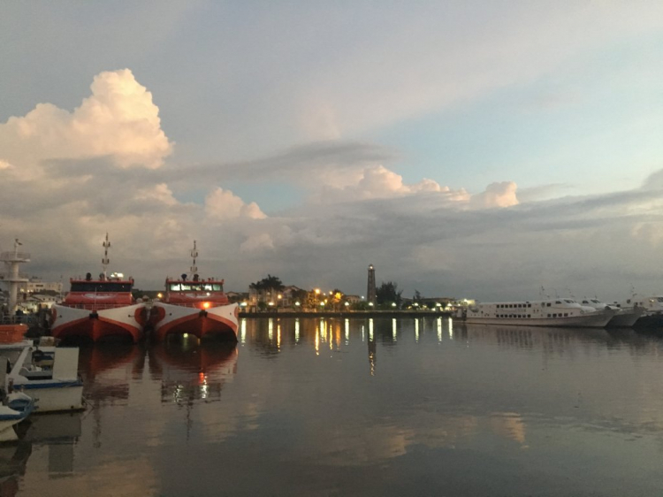 Đằng sau tay lái - ấn tượng những cung đường đẹp ở Việt Nam Đằng sau tay lái - ấn tượng những cung đường đẹp ở Việt Nam