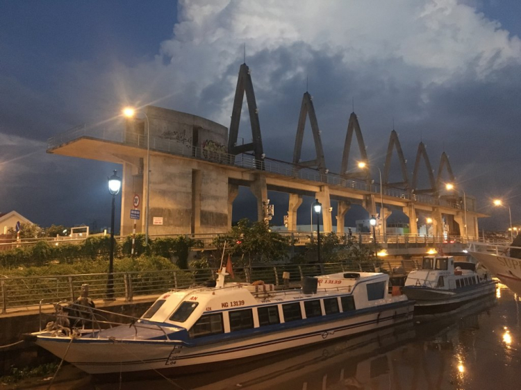 Đằng sau tay lái - ấn tượng những cung đường đẹp ở Việt Nam Đằng sau tay lái - ấn tượng những cung đường đẹp ở Việt Nam