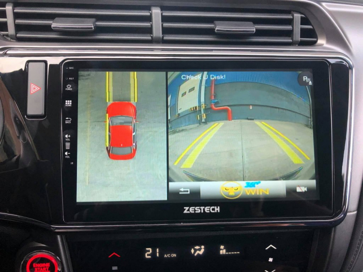 Camera 360 độ OWIN - An toàn tuyệt đối, ghi lại hành trình, vạch dẫn hướng Mercedes chính xác Camera 360 độ OWIN - An toàn tuyệt đối, ghi lại hành trình, vạch dẫn hướng Mercedes chính xác
