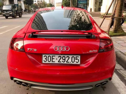 Audi 8.jpg