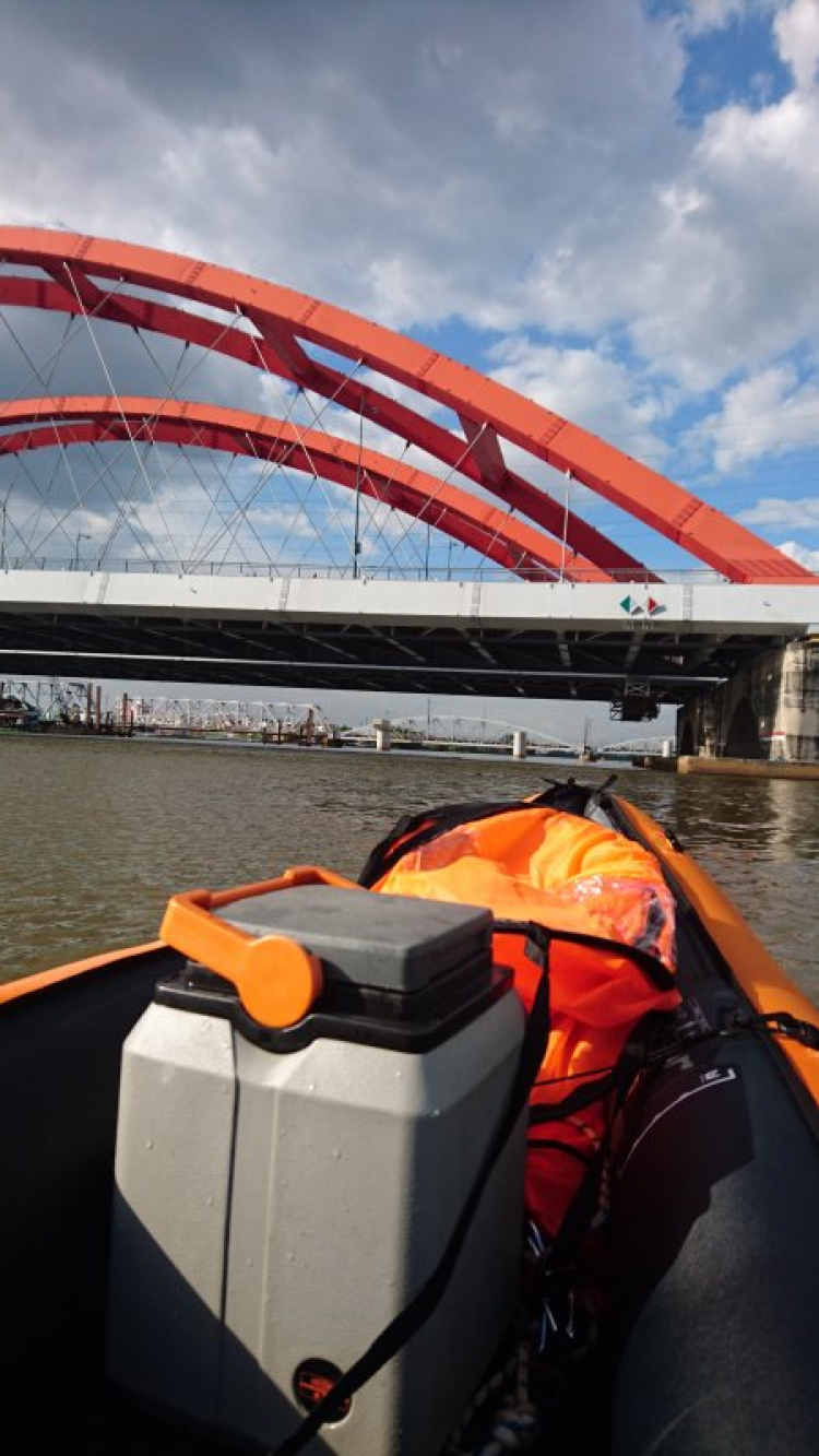 KAYAK GIỮA LÒNG SÀI GÒN KAYAK GIỮA LÒNG SÀI GÒN