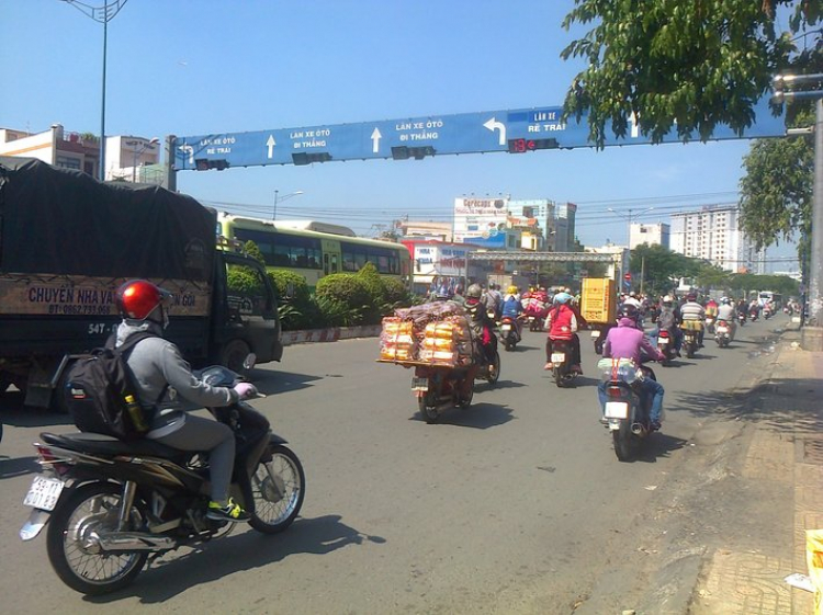 Những vô tư trên đường Trường Chinh