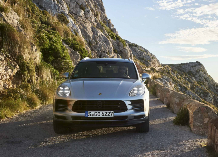 Porsche Macan S 2019 có giá 3,62 tỷ đồng tại Việt Nam; lắp máy V6 3.0L tăng áp mạnh mẽ