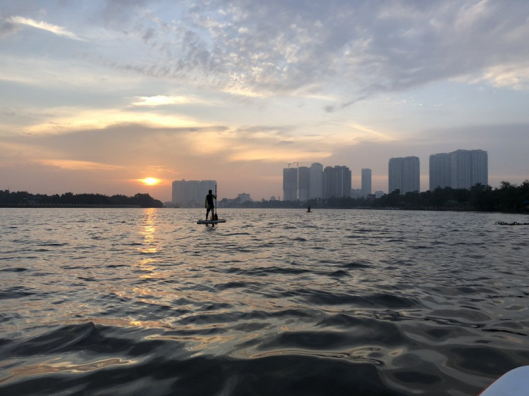 KAYAK GIỮA LÒNG SÀI GÒN