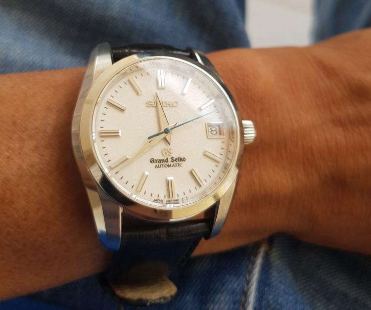 sửa/chỉnh lại dây đồng hồ Rolex sửa/chỉnh lại dây đồng hồ Rolex