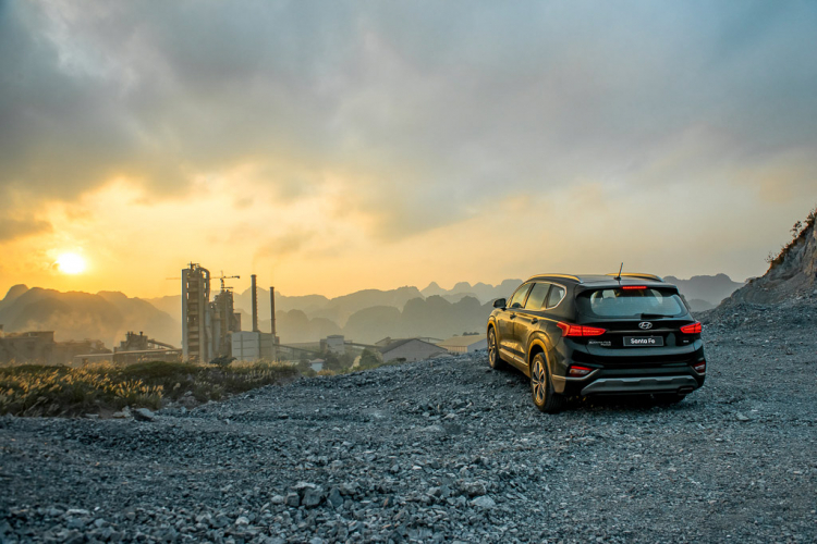 Hyundai Santa Fe 2019 chính thức ra mắt; 6 phiên bản; bản full giá 1,245 tỷ Hyundai Santa Fe 2019 chính thức ra mắt; 6 phiên bản; bản full giá 1,245 tỷ