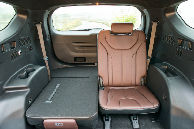 Hyundai Santa Fe 2019 chính thức ra mắt; 6 phiên bản; bản full giá 1,245 tỷ Hyundai Santa Fe 2019 chính thức ra mắt; 6 phiên bản; bản full giá 1,245 tỷ