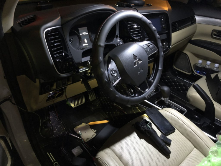Cảm nhận Mitsubishi Outlander 2.0 STD 2018: Chiếc xe cho cảm xúc mãnh liệt! Cảm nhận Mitsubishi Outlander 2.0 STD 2018: Chiếc xe cho cảm xúc mãnh liệt!