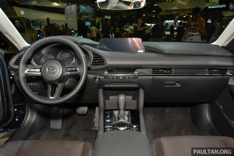 Mazda3 thế hệ mới đã đến Đông Nam Á; tương lai có thể về Việt Nam; mời các bác đánh giá thiết kế Mazda3 thế hệ mới đã đến Đông Nam Á; tương lai có thể về Việt Nam; mời các bác đánh giá thiết kế