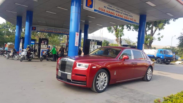 Rolls-Royce Phantom VIII đầu tiên về Việt Nam; nhập chính hãng