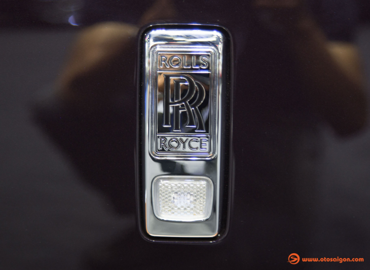 Rolls-Royce Phantom VIII đầu tiên về Việt Nam; nhập chính hãng