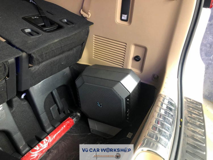 Nâng cấp hệ thống âm thanh cho Kia Sedona 2019.