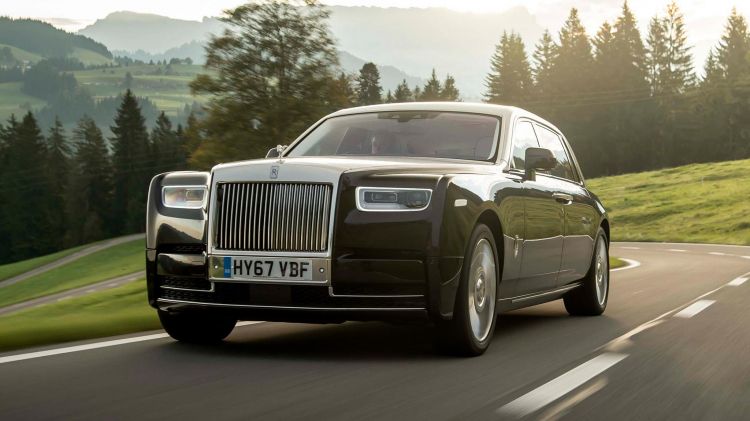 Rolls-Royce Phantom VIII đầu tiên về Việt Nam; nhập chính hãng Rolls-Royce Phantom VIII đầu tiên về Việt Nam; nhập chính hãng