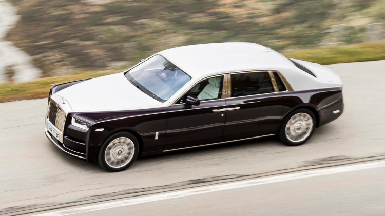 Rolls-Royce Phantom VIII đầu tiên về Việt Nam; nhập chính hãng Rolls-Royce Phantom VIII đầu tiên về Việt Nam; nhập chính hãng