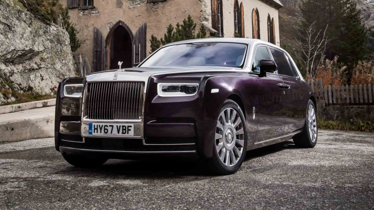 Rolls-Royce Phantom VIII đầu tiên về Việt Nam; nhập chính hãng Rolls-Royce Phantom VIII đầu tiên về Việt Nam; nhập chính hãng