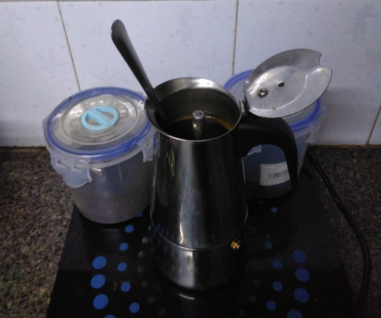 Máy pha cà phê Máy pha cà phê