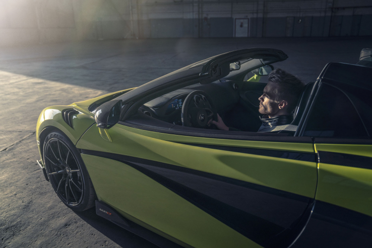 McLaren 600LT Spider có giá bán từ 256.500 USD tại Mỹ