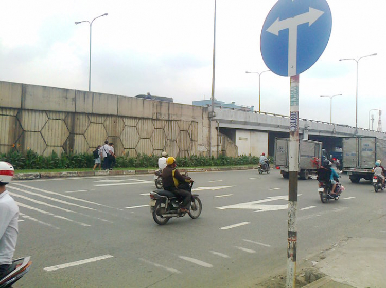 Những vô tư trên đường Trường Chinh Những vô tư trên đường Trường Chinh