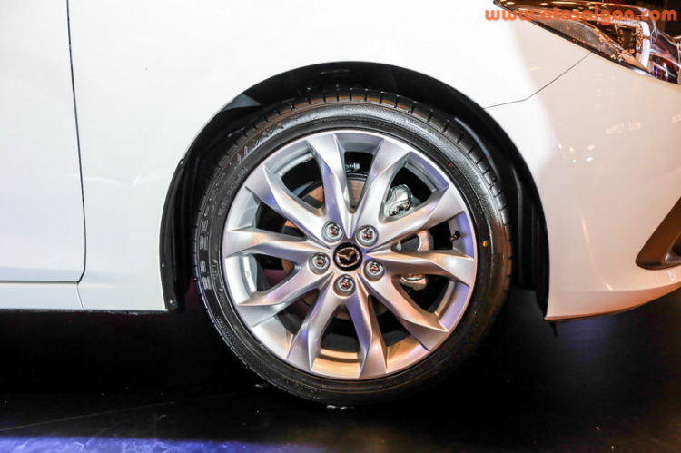 Giá bán Mazda3 hoàn toàn mới tại Việt nam Giá bán Mazda3 hoàn toàn mới tại Việt nam