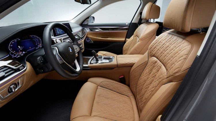 BMW giới thiệu 7-Series 2020: Bản nâng cấp facelift giữa đời mang thiết kế mới đẹp hơn BMW giới thiệu 7-Series 2020: Bản nâng cấp facelift giữa đời mang thiết kế mới đẹp hơn