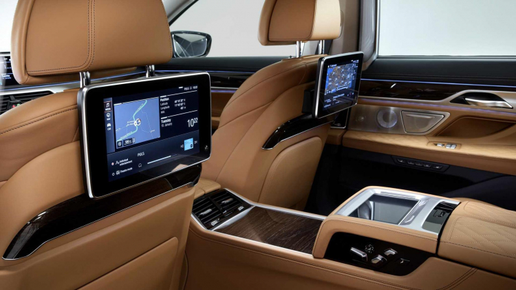 BMW giới thiệu 7-Series 2020: Bản nâng cấp facelift giữa đời mang thiết kế mới đẹp hơn BMW giới thiệu 7-Series 2020: Bản nâng cấp facelift giữa đời mang thiết kế mới đẹp hơn