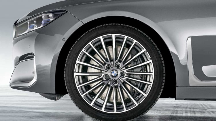 BMW giới thiệu 7-Series 2020: Bản nâng cấp facelift giữa đời mang thiết kế mới đẹp hơn