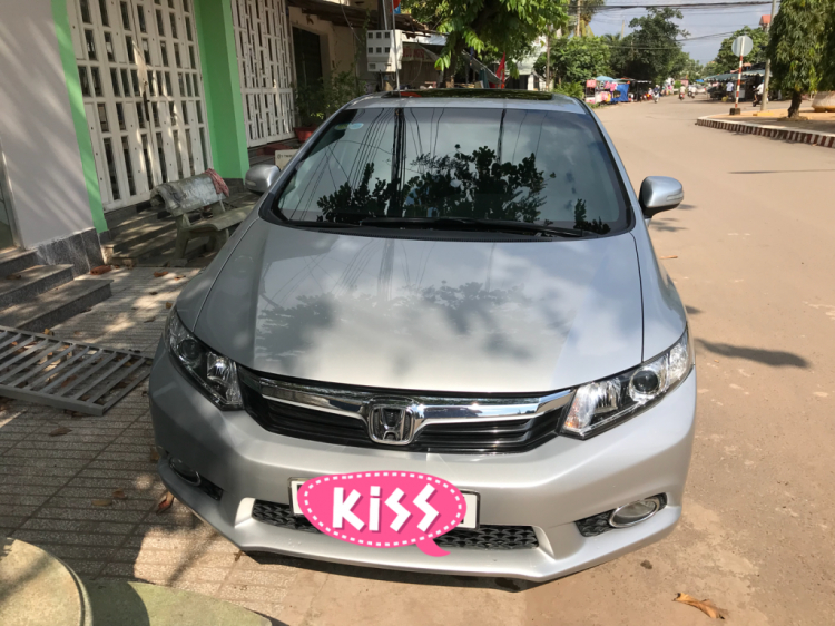 Đồng giá 600 triệu, em nên chọn Mazda3 1.5AT 2016 hay Honda Civic 1.8AT 2015 các bác? Đồng giá 600 triệu, em nên chọn Mazda3 1.5AT 2016 hay Honda Civic 1.8AT 2015 các bác?