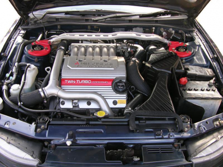 VR4-6A13TTengine (1).jpg