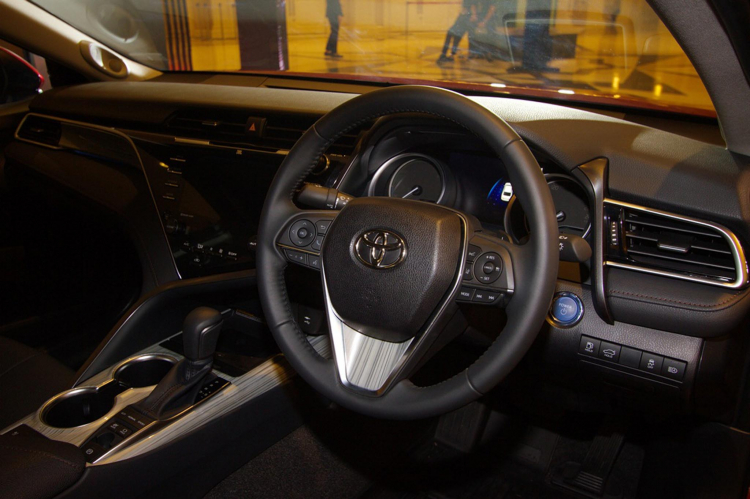 Tìm hiểu trang bị trên Toyota Camry thế hệ mới rục rịch về Việt Nam