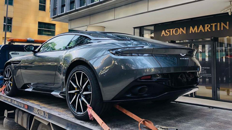Siêu xe Aston Martin DB11 về Việt Nam; xe nhập chính hãng