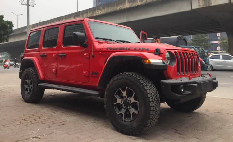 Jeep Wrangler Unlimited Rubicon 2019 về Việt Nam: SUV hàng độc có giá hơn 4 tỷ đồng